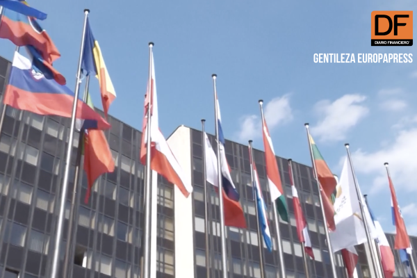 <p>Ahora en DF | La UE aprueba nueva tanda de sanciones contra Rusia a días del segundo aniversario de la guerra</p>