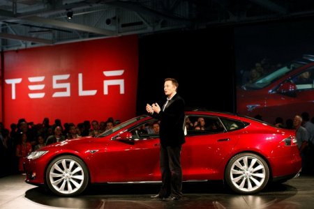 Tesla, la gigante de los autos eléctricos, ya está lista para aterrizar en Colombia