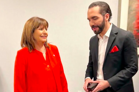 Ministra Bullrich elogia a Bukele y dice que busca replicar en Argentina su método para combatir el crimen organizado