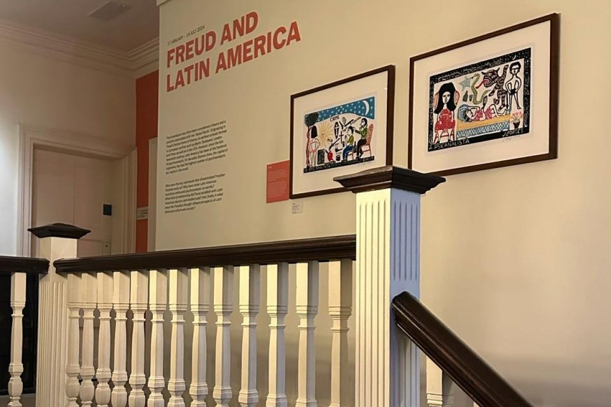 <p>“Freud y Latinoamérica”, la exposición en Londres donde participa un psicoanalista chileno</p>