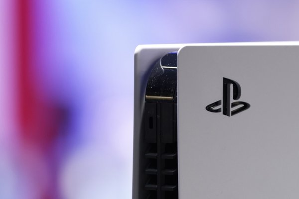 Sigue el ajuste en la industria de videojuegos: Sony anuncia el despido de 900 personas y cierre de división en Londres