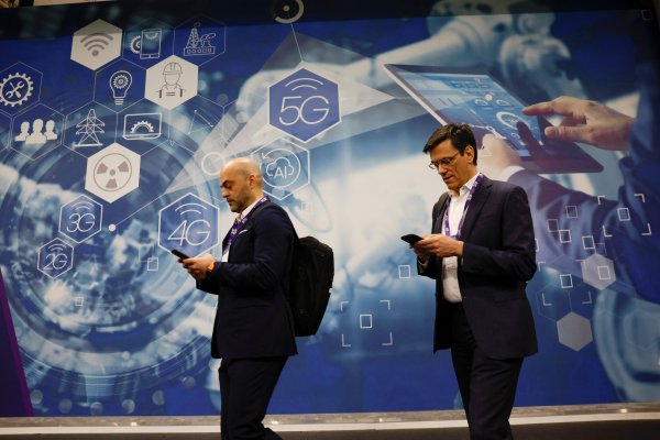 <p>Telecomunicaciones: la débil situación financiera de la industria en la región que quedó en evidencia en el MWC</p>