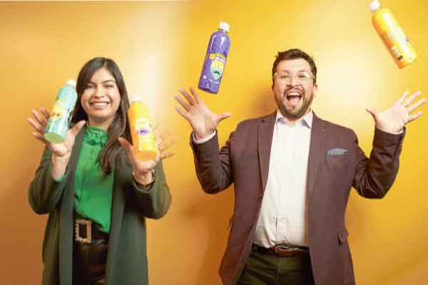 <p>Angélica Hernández y Andrés Villegas, fundadores de DrinkTech.</p>