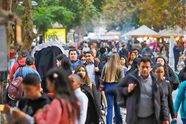 Centro de Microdatos de la Universidad de Chile se adjudica la licitación para la Encuesta Casen 2024
