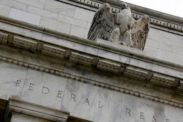 <p>El indicador de inflación preferido de la Fed sube en enero a su mayor ritmo en más en un año</p>