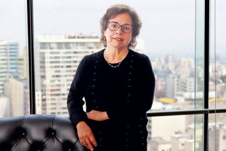 Gobierno chileno sigue viendo interés de inversionistas por el litio pese a la baja de los precios