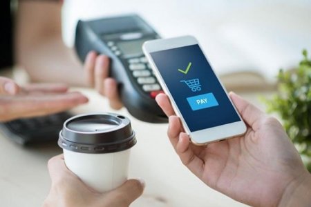 Operaciones con medios de pago electrónicos casi se triplicaron en Ecuador entre 2019 y 2023, según Banco Central