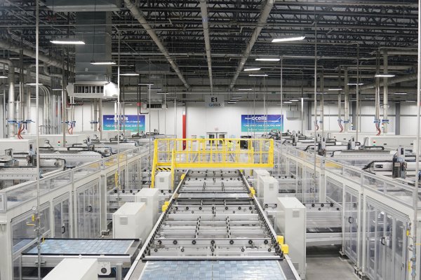 <p>Sector manufacturero de EEUU vuelve a caer en febrero: ISM</p>