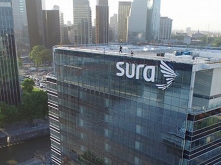 Grupo Sura cierra 2023 con utilidades históricas y anuncia alza de casi 10% en su reparto de dividendos