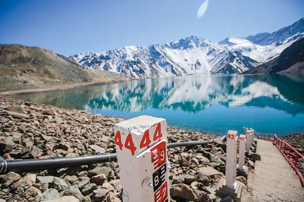 Chile sale al pizarrón: OCDE entrega este jueves tercer informe sobre desempeño ambiental
