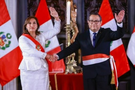 Congresistas peruanos piden la renuncia del primer ministro por supuesto contrato irregular