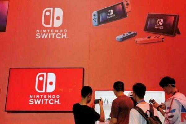 <p>Japón recupera su lugar en la guerra de las consolas: Sony y Nintendo se enfrentan tras la salida de Microsoft</p>