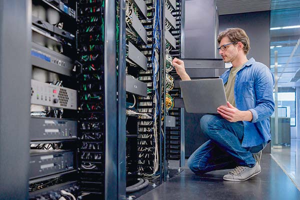 Mercado de data center en Chile sube con fuerza en una década y se espera la construcción de 20 recintos