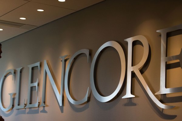 Glencore se encuentra entre las empresas interesadas en una nueva fundición de cobre en el norte de Chile