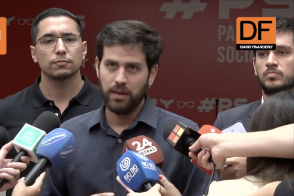 <p>Ahora en DF | Partidos oficialistas por dos años del Gobierno: “Creemos que los chilenos están mejor” que antes</p>
