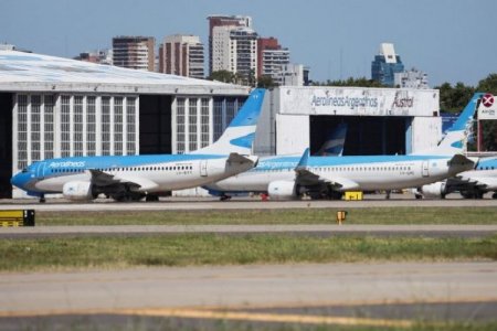 Maduro prohíbe que aviones de Aerolíneas Argentinas atraviesen su espacio aéreo y desata nuevo conflicto diplomático con Gobierno de Milei