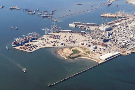Tránsitos de mercadería: puerto de Montevideo tuvo récord de contenedores en 2023