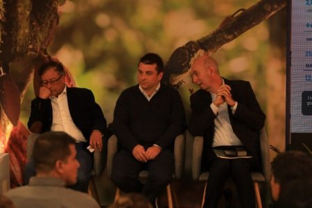 Colombia: Nutresa anunció inversión de más de US$ 380 millones para impulsar sector cacaotero, tras encuentro con Petro