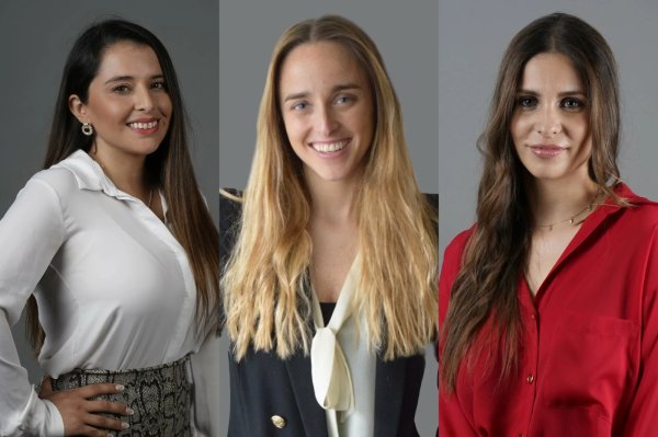 <p>Dafne Guerra, Josefa Larrain y Loreto Hoyos.</p>