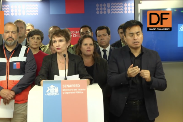 <p>Ahora en DF | Incendios en Valparaíso: Tohá dice que emergencia está “contenida” y estima que hay entre 15 y 40 viviendas afectadas</p>