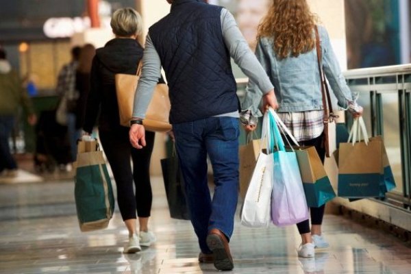 <p>Las ventas minoristas en EEUU crecen menos de lo esperado en febrero y caen peticiones semanales de subsidio de desempleo</p>