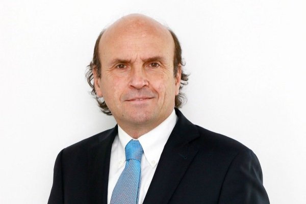 Impuesto al azúcar: gremio de empresas de bebidas y alimentos buscarán impugnar circular del SII y dicen que sienta un "pésimo precedente"