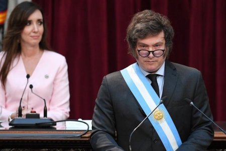 Presidente Milei confirmó que busca que el FMI financie la salida del cepo y la dolarización