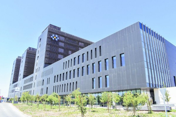 Concesionaria del Hospital Félix Bulnes acude a justicia de EEUU para conseguir US$ 139 millones luego de arbitraje con Astaldi