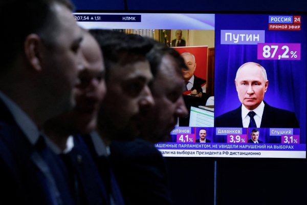 <p>Putin se impone en elección rusa con el 87,8% de los votos y participación récord</p>