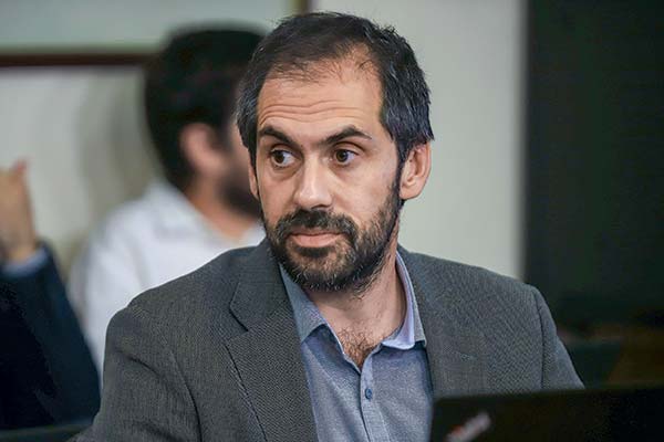 <p>Grau buscará zanjar dudas de parlamentarios sobre tiempos de permisos y más burocracia</p>