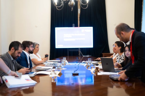 <p>Gabinete pro crecimiento: alistan medidas para incorporar la inteligencia artificial para impulsar la productividad y el empleo</p>