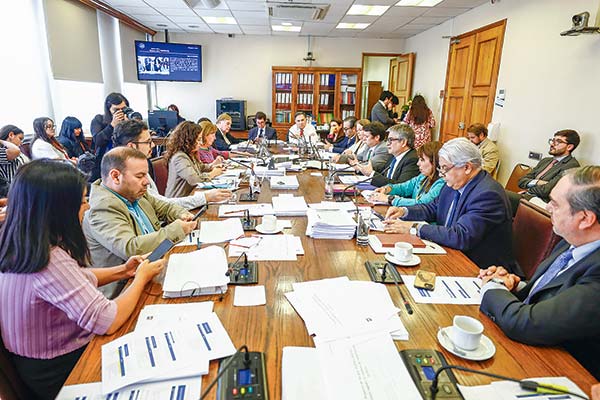 Técnicos avanzan en acuerdos sobre proyecto antievasión y sinceran diferencias en los puntos más polémicos