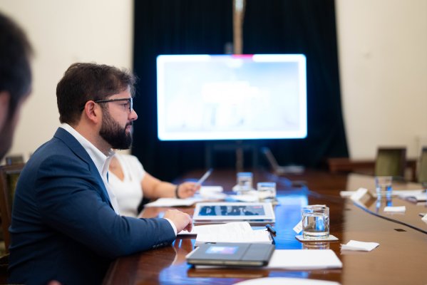 <p>Boric por prisión preventiva de exdirector de la PDI: “Las instituciones funcionan. Eso corre para el mundo privado, Luis Hermosilla y para el mundo público”</p>