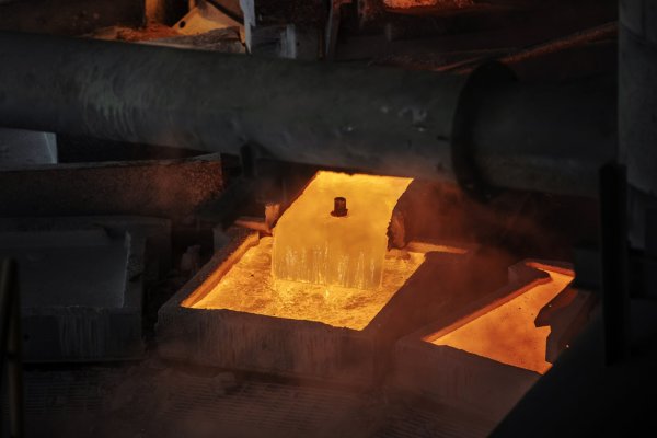 Fundiciones chinas de cobre discutirán ajustes a tarifas y producción ante crisis que afecta al sector