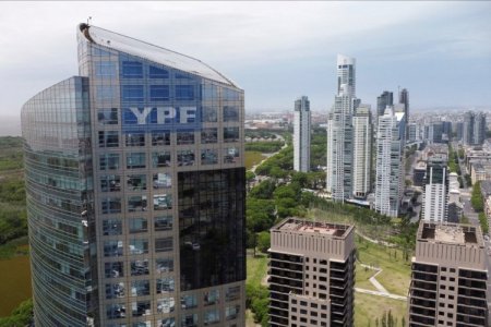 Argentina cierra 2023 en recesión, pero avances de inicios de año entusiasman al mundo privado