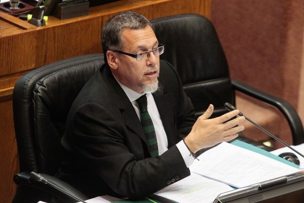 Lagos Weber defiende derecho de Chile a aplicar salvaguardas al acero chino a raíz de la situación que afecta a Huachipato