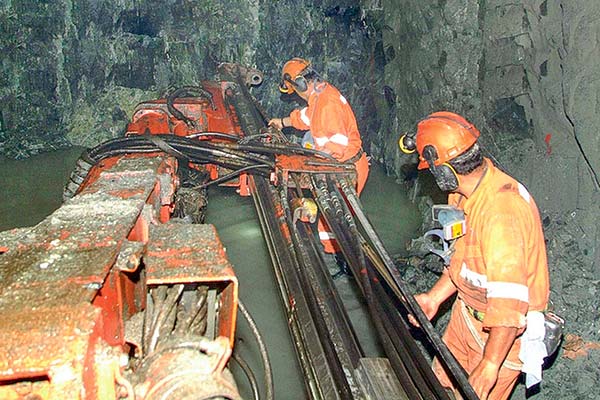 <p>Minera rechaza ser declarada estratégica: dice que un kilo de concentrado de oro es más barato que un kilo de paltas</p>
