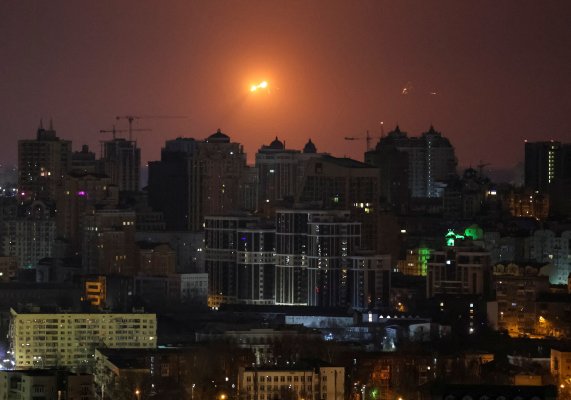 Misil ruso viola el espacio aéreo polaco mientras estallan bombardeos