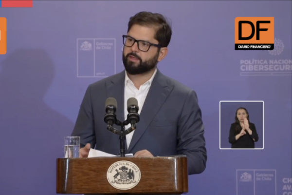 <p>Ahora en DF | Boric promulga Ley Marco de Ciberseguridad: “Vamos a tener más herramientas para poder proteger los derechos de las personas en el ciberespacio”</p>