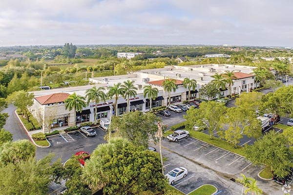 <p>Inmobiliaria del clan Hites valoriza sus activos en US$ 328 millones y suma propiedades en Estados Unidos</p>