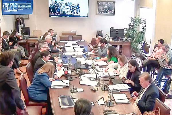 <p>Proyecto antievasión: pese a mayor flexibilidad de Hacienda, asesores no logran acuerdo por NGA y secreto bancario</p>