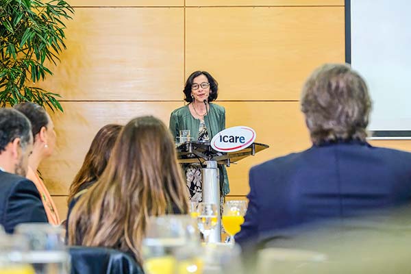 <p>La presidenta del Banco Central, Rosanna Costa, expuso en Icare.</p>