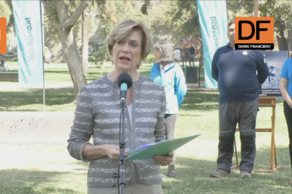<p>Ahora en DF | Evelyn Matthei anuncia que no repostulará a la alcaldía de Providencia</p>