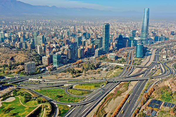 <p>Mayor demanda por oficinas premium en Chile incentivaría desarrollo de nuevos proyectos</p>