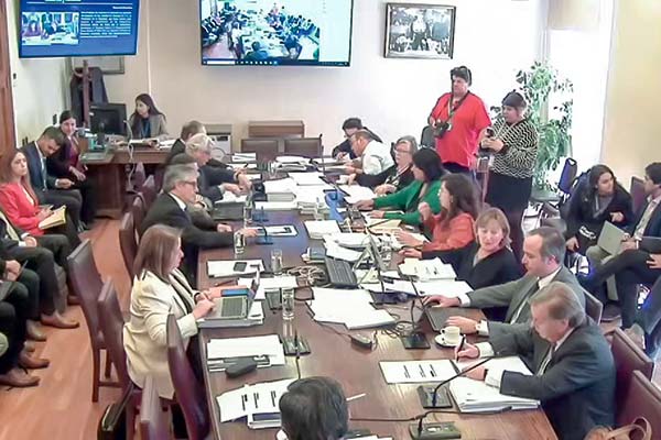 Cumplimiento tributario: Gobierno logra aprobar procedimiento excepcional para levantar secreto bancario