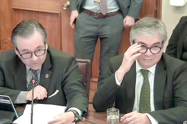 <p>El ministro de Hacienda sostuvo que “este proyecto busca recaudar y tener un sistema tributario justo en que todos pagan lo que les corresponde”.</p>