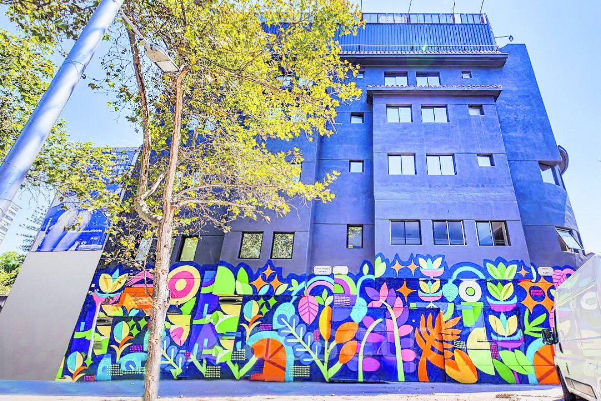 <p>Icónico Hotel Principado de Asturias debuta como edificio multifamily tras vandalizaciones en el Estallido Social</p>