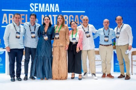 Congresistas colombianos rechazan importar gas de Venezuela: "No podemos comprarle gas al dictador"