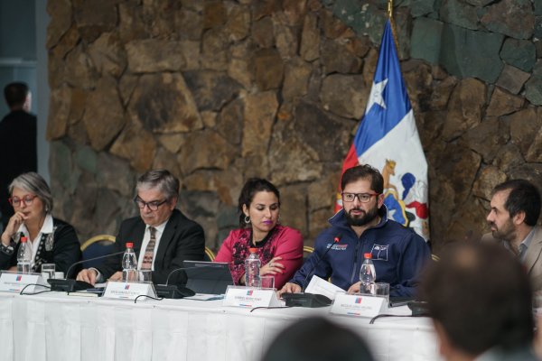 <p>Boric destaca “brotes verdes” en la economía y exige a Venezuela arresto de responsables de crimen de exmilitar</p>