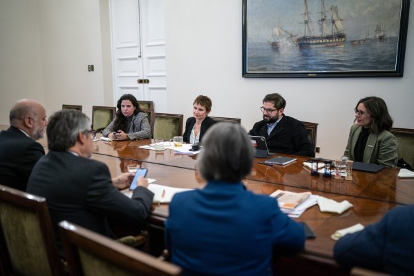 Boric pide dejar de lado el "pesimismo" e insta a acelerar la votación de la reforma de pensiones